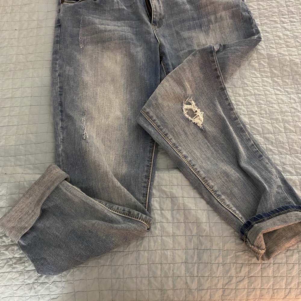 MAX JEANS boyfriend slightly distressed